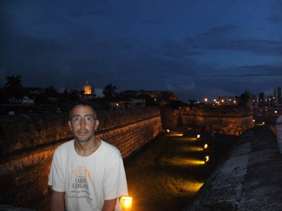 Na muralha de Cartagena, na Colômbia